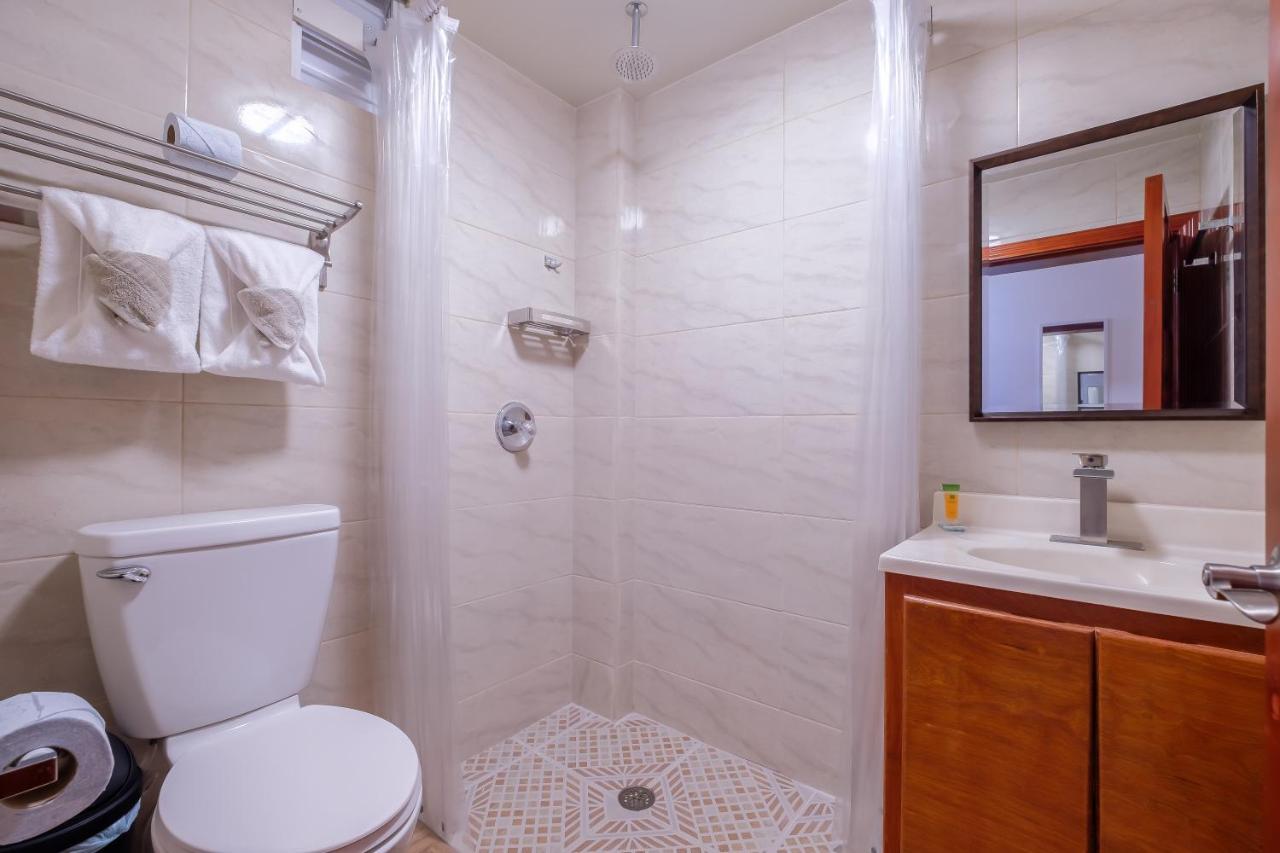 Voyager Sun & Reef Hotel ซานเปโดร ภายนอก รูปภาพ