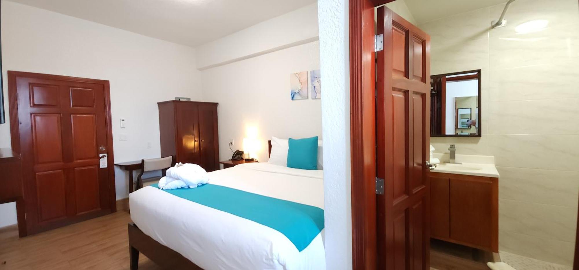 Voyager Sun & Reef Hotel ซานเปโดร ภายนอก รูปภาพ